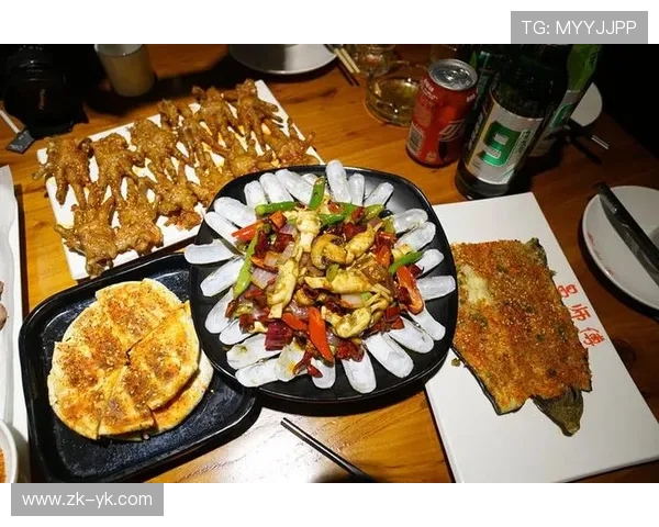 老干妈与足球明星的奇妙邂逅揭示了美食与运动的完美结合 老干妈与足球明星的奇妙邂逅揭示了美食与运动的完美结合