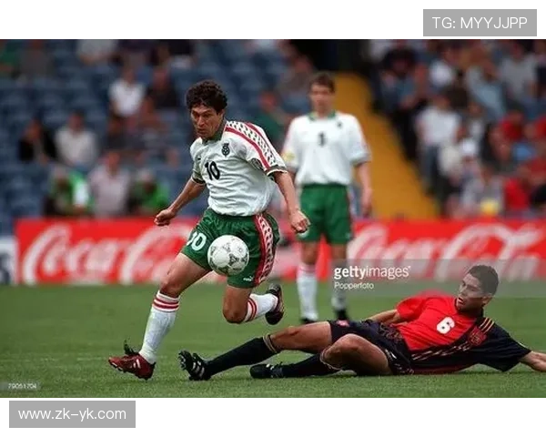 世界足球明星的时尚之路探索西装背后的魅力与风格